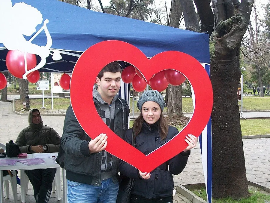 Правят застраховка „Любов”