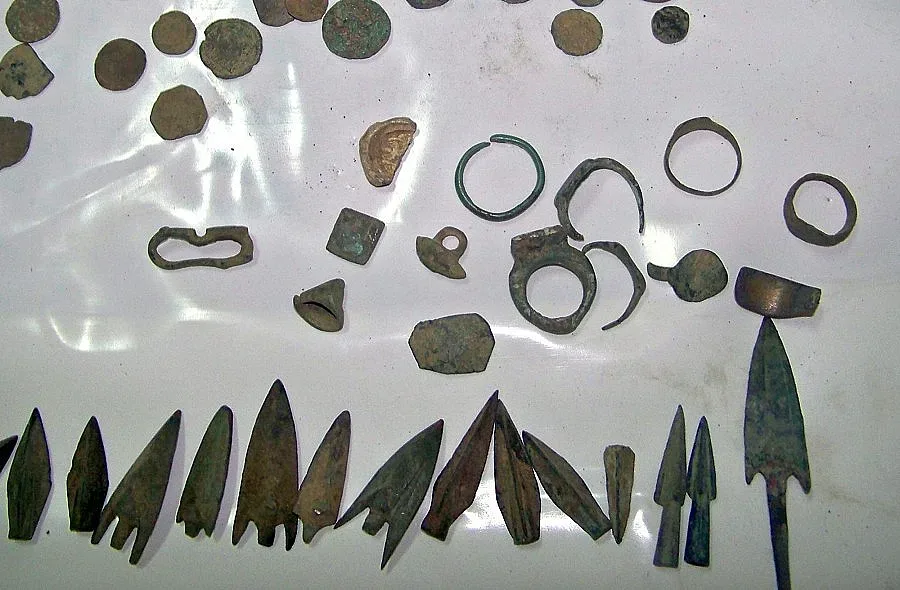 Показват антични предмети в музей