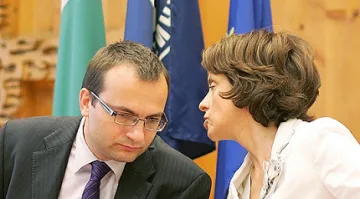 Димитров кани чужденци да инвестират в бедни райони