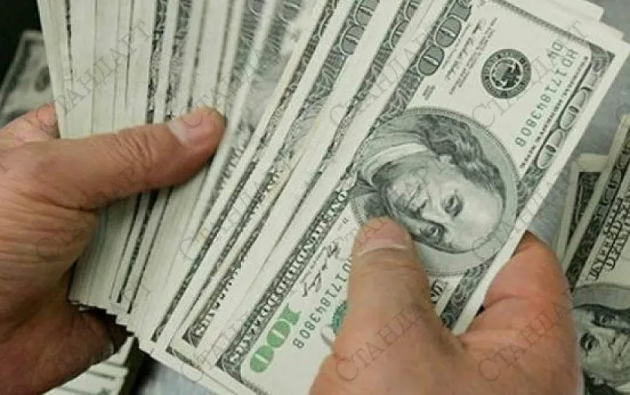  $12 500 за  коктейл от злато и коняк 