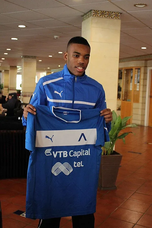 "Левски" отмъкна любимец на Стоичков