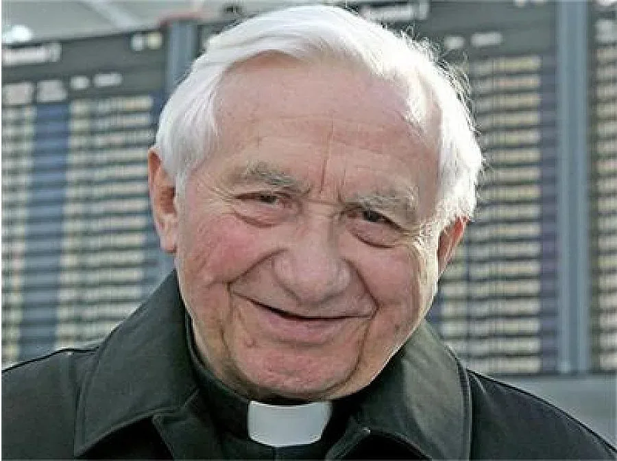 Папата обмислял оставката си от месеци