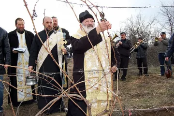Галактион скочи на Свети Валентин   