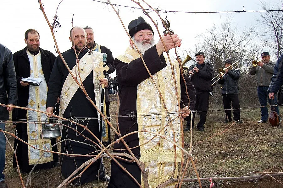 Галактион скочи на Свети Валентин   