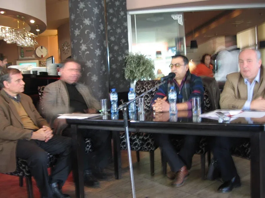 Раздавач на надежда печели вота