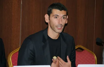 Треньорът на волейболния ЦСКА отказа 300 000 евро