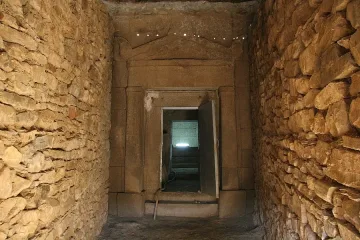 Десет спирки в Долината на царете