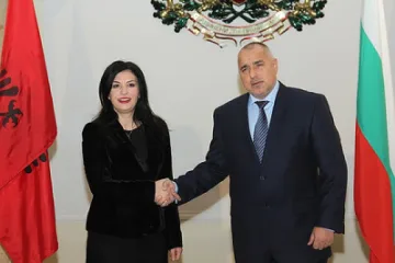 Борисов: Пътищата са политика