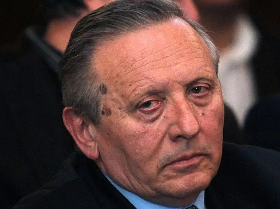 Парламентът прие новия образователен министър