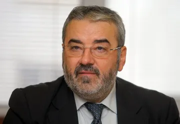 Казват наследника на Семерджиев