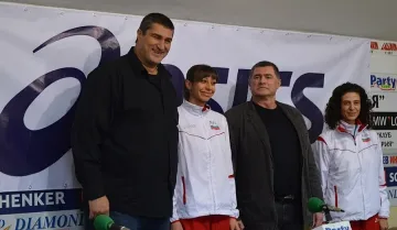 Японци обличат безплатно атлетите ни