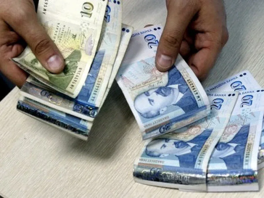 Банка на черно прибрала над 2 млн. лв.