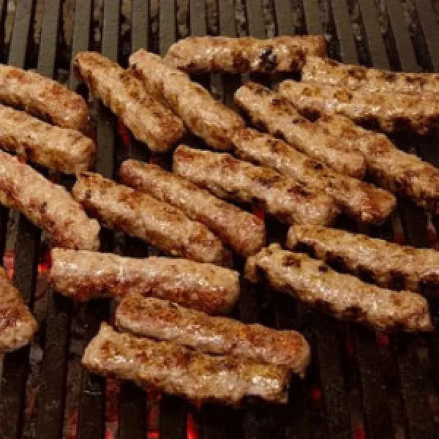 Храним чужденци с кебачета на магистралата