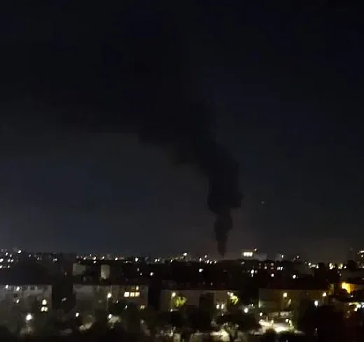 Небето почерня от дим. Огнена стихия в София