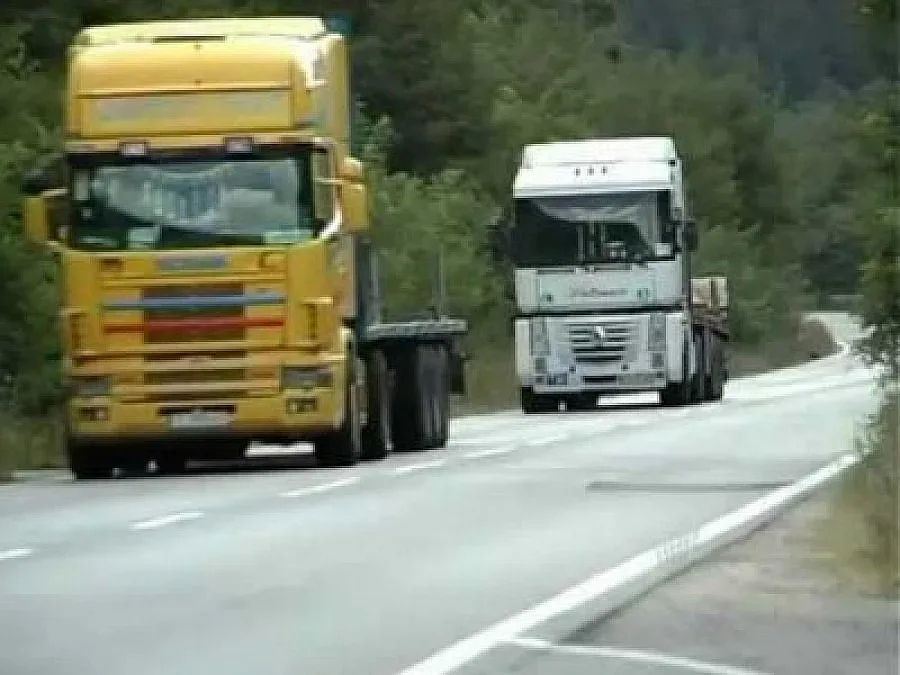 Тирове газят селски пътища