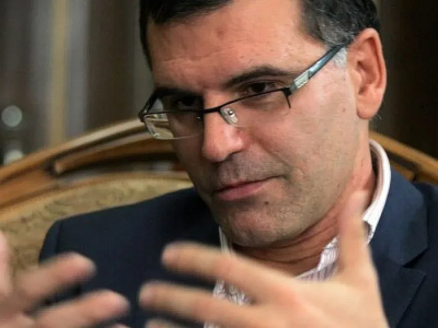 Дянков хвърля оставка при победа на пушачите