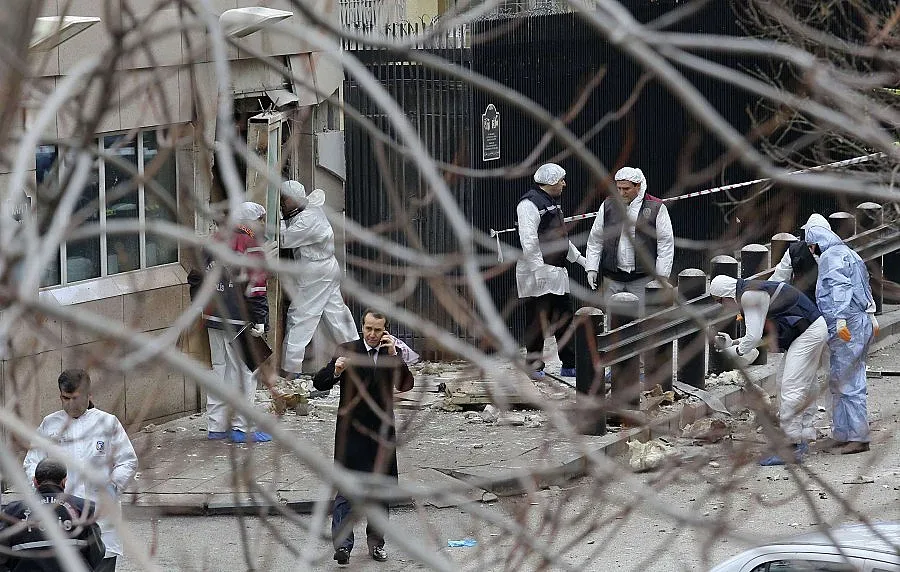 Камикадзето в Анкара носел 6 кг тротил