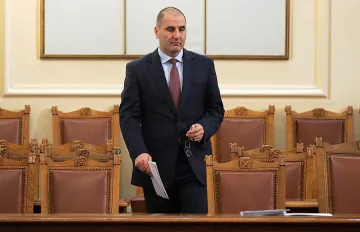 Домашните арести работят за бандитите