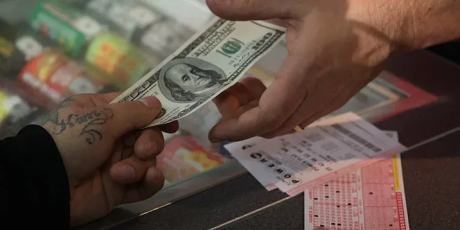 Америка лудна заради $176 млн