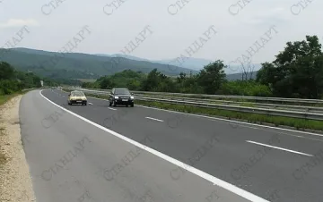 Катастрофа блокира "Тракия"