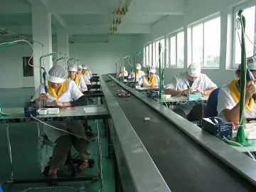 13 безработни се борят за място