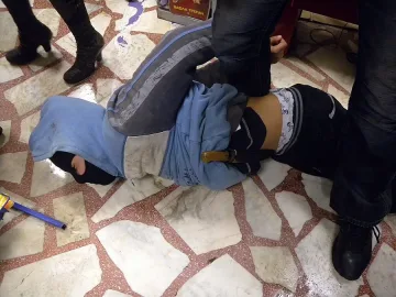 Въоръжен налетя на ченгета вместо на оборота