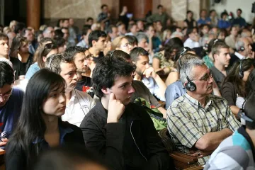 Вдигат таксите в Софийския университет с 8%