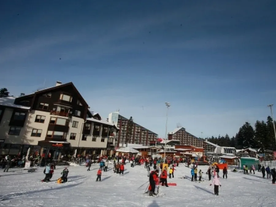 Наплив от англичани по ски пистите  