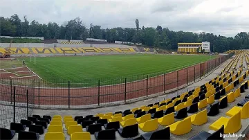 "Миньор" попълва пробойни с камерунец