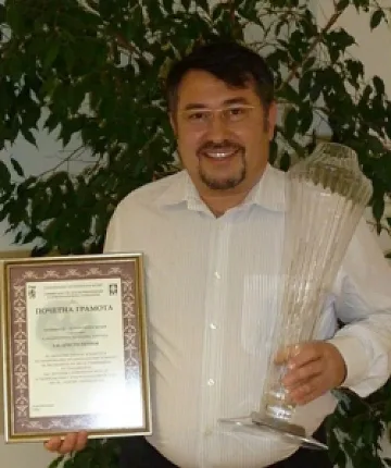 Шефът на "Научни изследвания" даде оставка