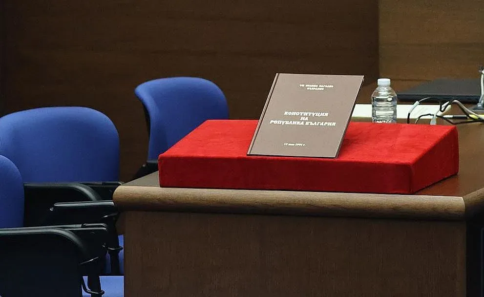 Депутатите с важно решение за новия служебен кабинет