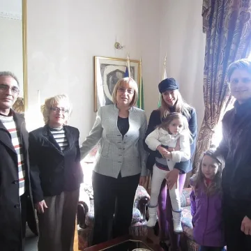 Цачева гласува за бъдещето на Плевен