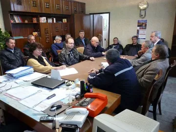 Возят бюлетините със снегорини