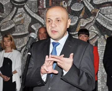 Томислав Дончев се жени до месеци