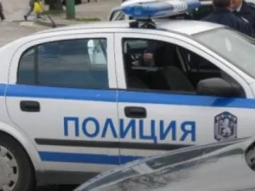 13 500 полицаи бдят до секциите на референдума