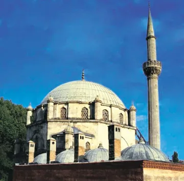 1000 на протест срещу джамия