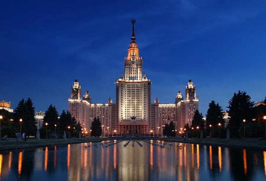 Топ 8 на най-красивите университети