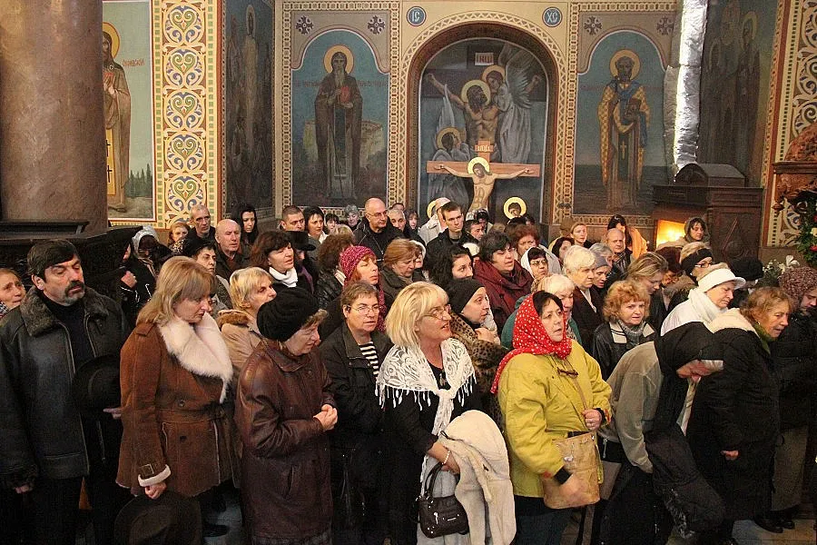 Окрадоха църква и пенсионерски клуб