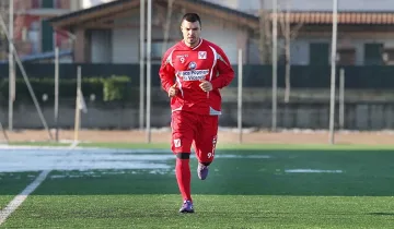 "Виченца" представи Божинов