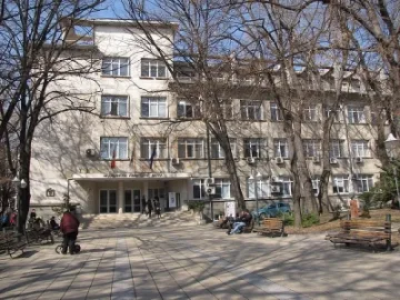 Баба дари тялото си на болница