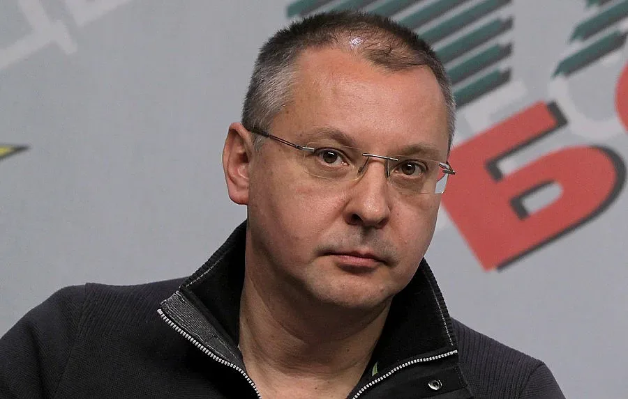 Станишев върза референдума с изборите