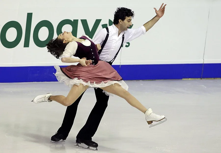 Нашите последни на европейското по фигурно пързаляне