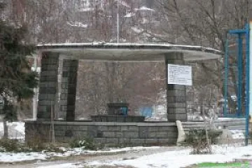 Бутилират минералната вода в Рударци