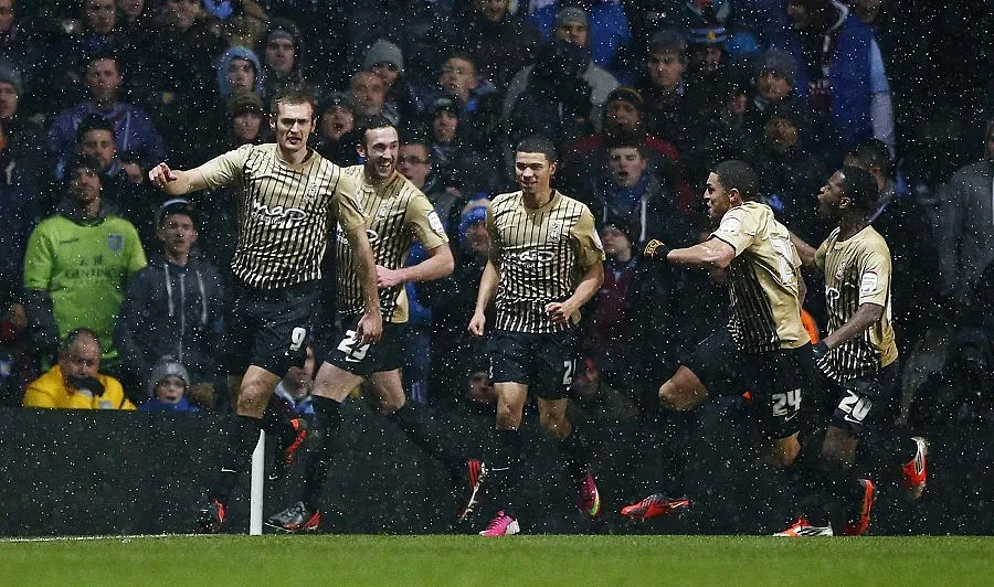 Отбор от четвърта дивизия на финал в Англия