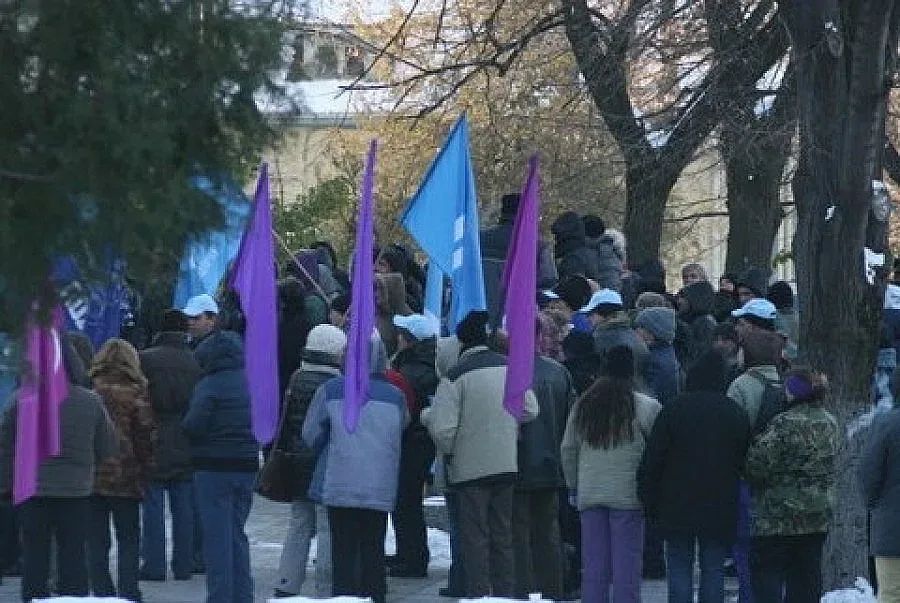 Решават съдбата на ВМЗ-Сопот