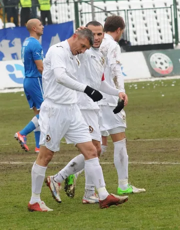 Славистите пълнят лазарета в Сандански