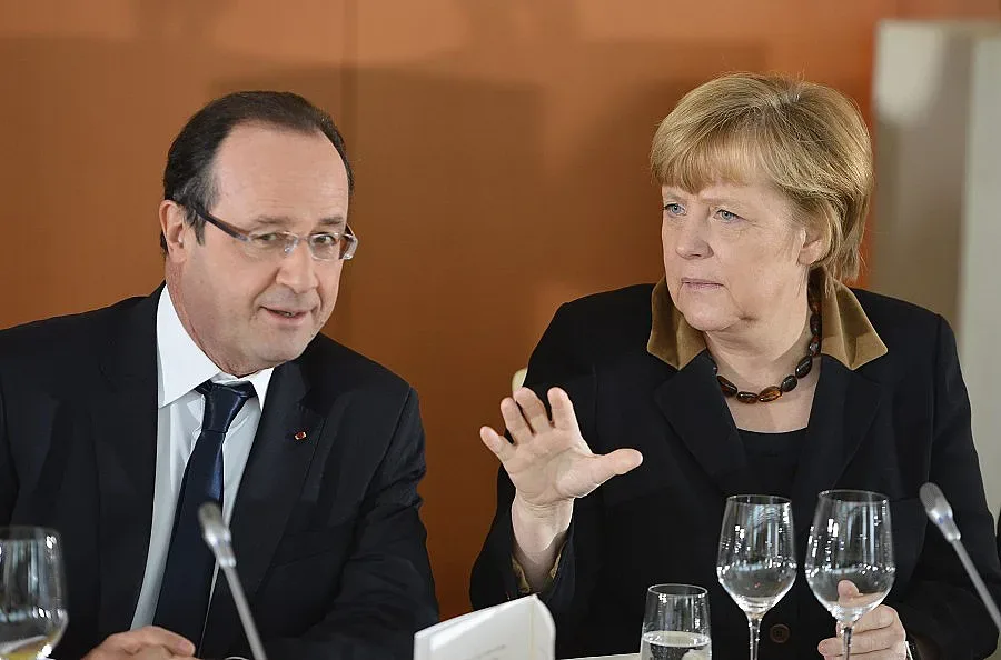 Меркел и Оланд вярват във федерация ЕС