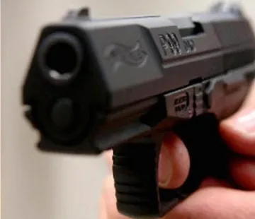 Ученик гърми по жена на пешеходна пътека