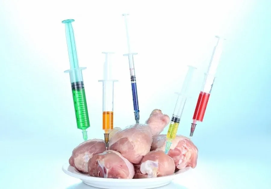 Проверяват пилешкото, напомпано ли е с вода