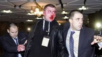 Октай не качвал и гадже на тавана
